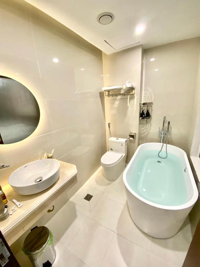 Moonlight Hotel Ha Long Luaran gambar